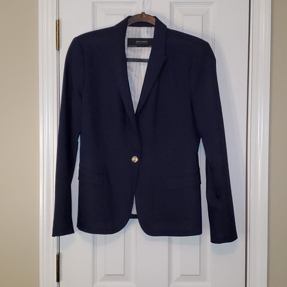 Navy classic blazer with gold buttons